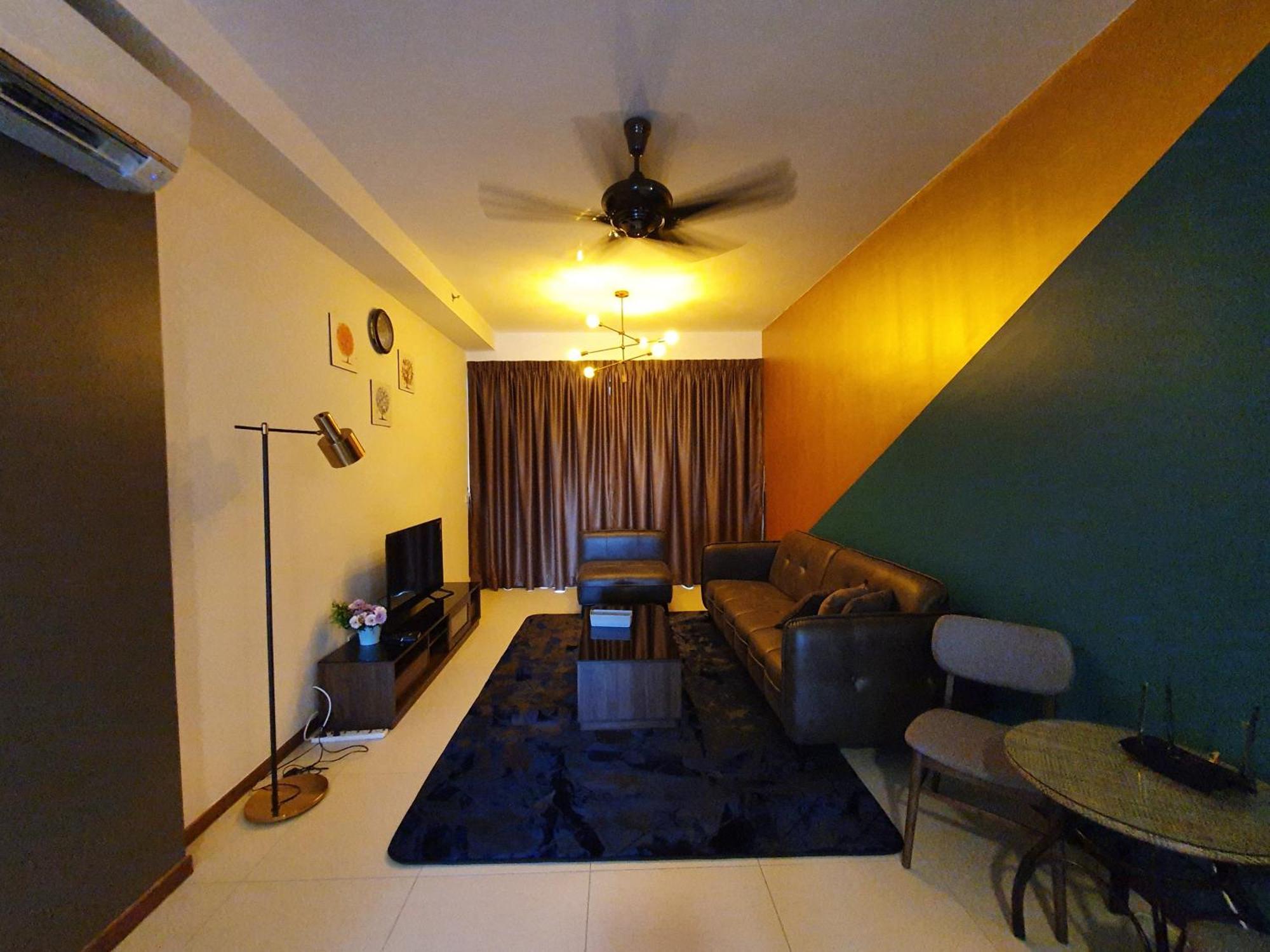 The Landmark By Katana 3Br To 4Br Luxury Seaview Landmark Homestay At Gurney 15-16Pax 无敌海景套房 Tanjung Tokong Exterior photo