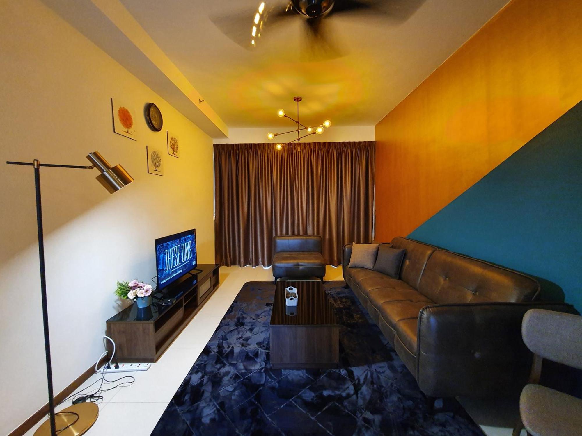 The Landmark By Katana 3Br To 4Br Luxury Seaview Landmark Homestay At Gurney 15-16Pax 无敌海景套房 Tanjung Tokong Exterior photo